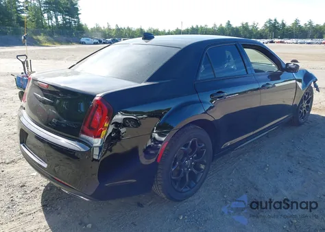 2021 Chrysler 300 Touring L Awd z USA, uszkodzony, nr VIN 2C3CCARG4MH658579